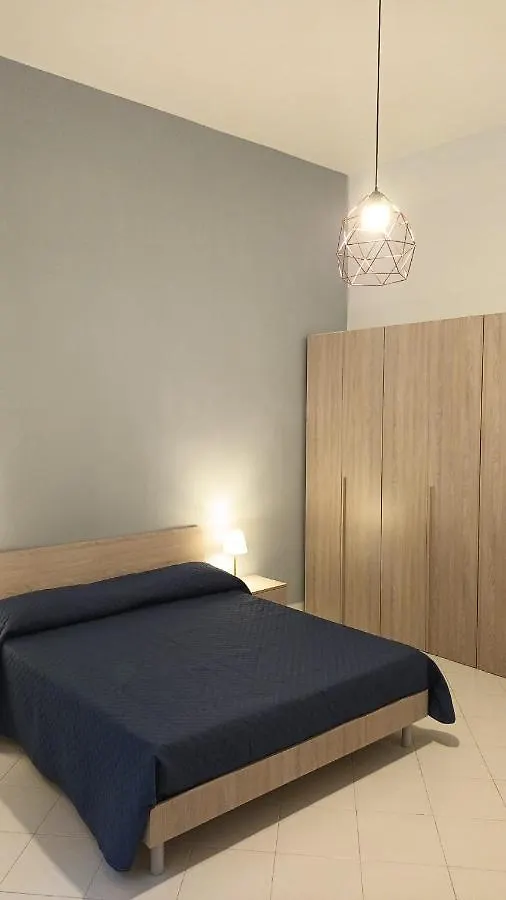 Liz House Toledo Apartment Naples 0*,