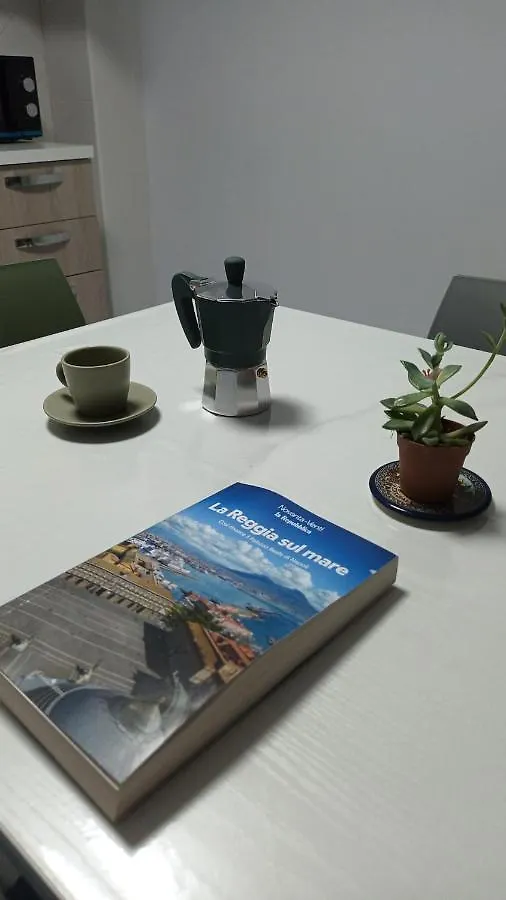 Liz House Toledo Apartment Naples 0*,  Italy