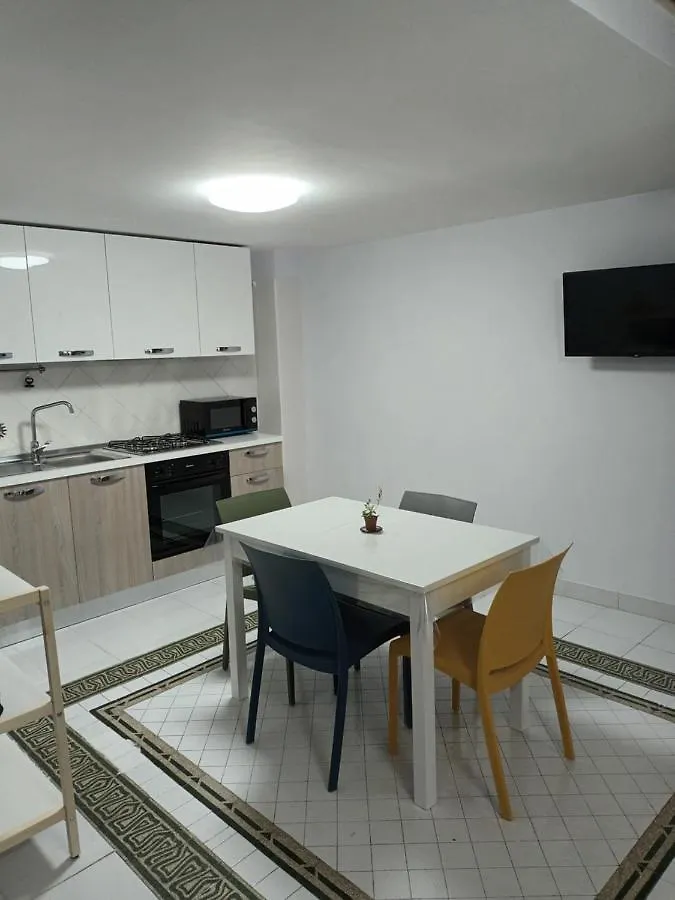 Liz House Toledo Apartment Naples