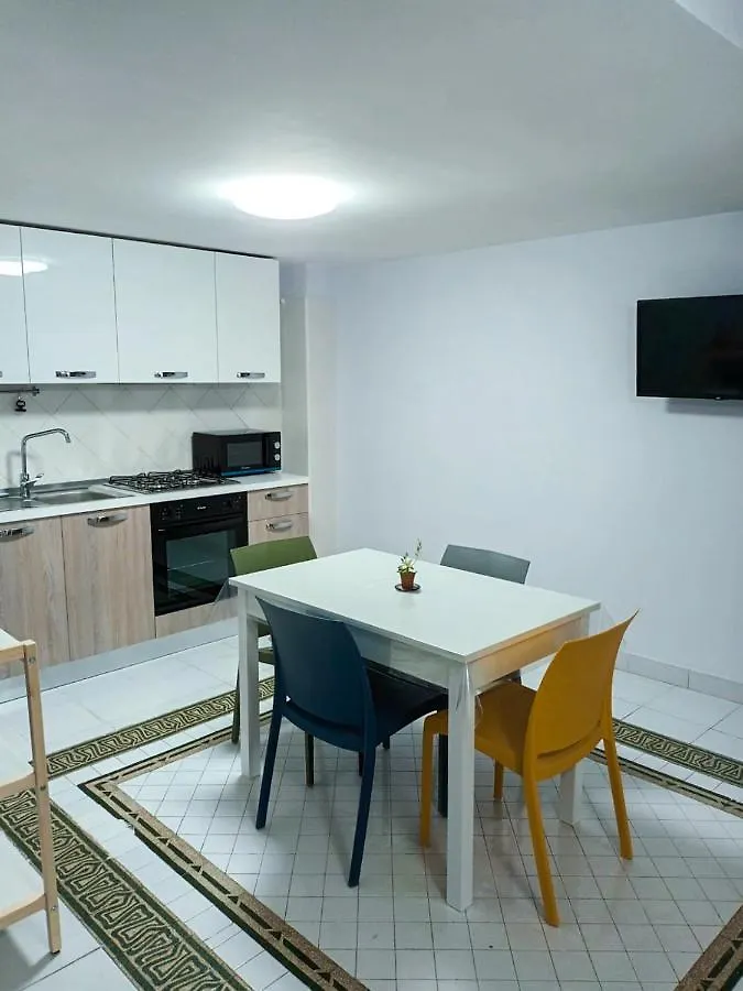 Liz House Toledo Apartment Naples